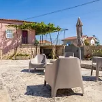 Casa Da Brea - & *